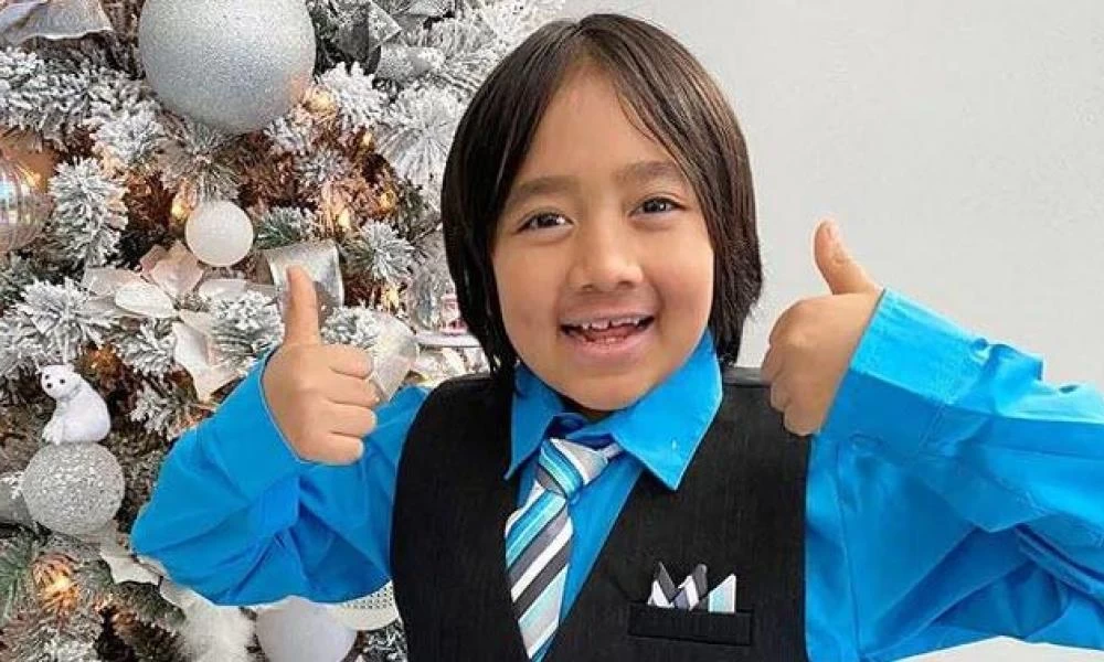 Ένας 9χρονος είχε τα περισσότερα κέρδη από το YouTube το 2020